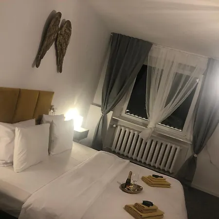 Gold Angel Affittacamere *