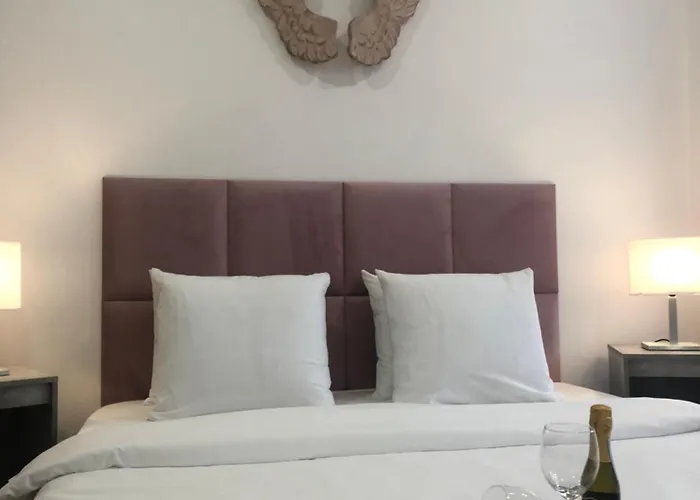 Gold Angel Guest house *