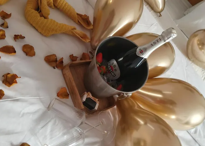 Gold Angel Guest house *